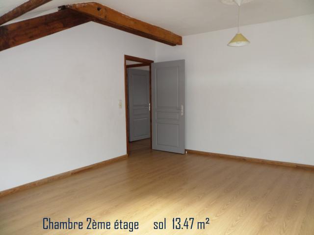 Location maison F5 Villefranche d'Allier - Photo 10