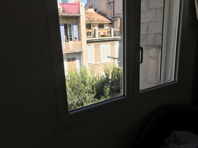 Location studio Marseille 01 - Photo 3