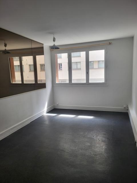 Location appartement T2 Paris 15 - Photo 3