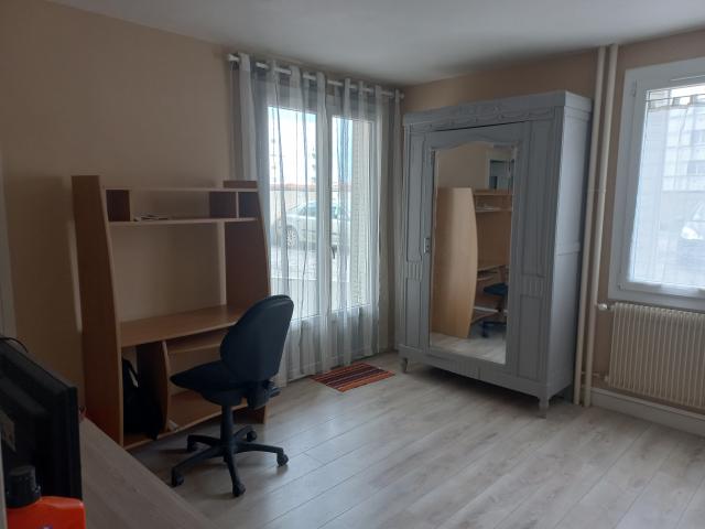 Location appartement T1 Clermont Ferrand - Photo 2