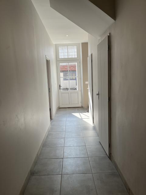 Location maison F4 Carcassonne - Photo 3
