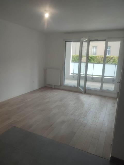 Location appartement T2 Ivry sur Seine - Photo 3