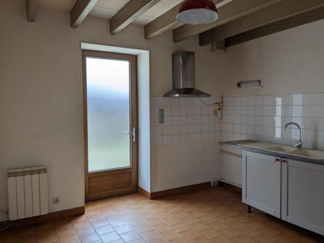 Location maison F4 St Gervais les Trois Clochers - Photo 2