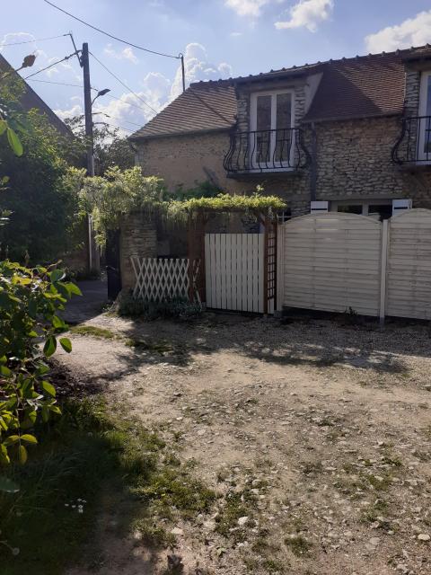 Location maison F4 Houdan - Photo 2