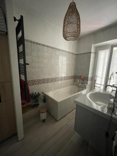 Location appartement T2 Marseille 07 - Photo 2