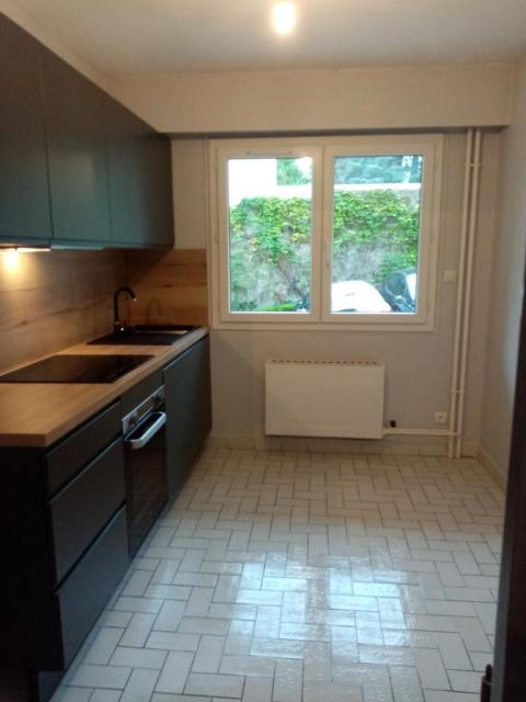 Location appartement T3 St Etienne - Photo 2