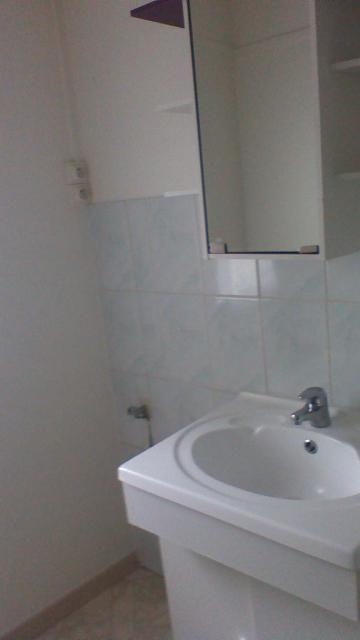 Location appartement T2 Laval - Photo 3