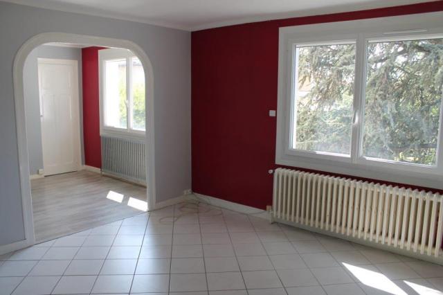 Location maison F4 Vaulx en Velin - Photo 3