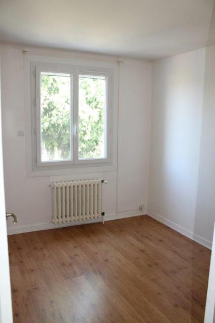 Location maison F4 Vaulx en Velin - Photo 4