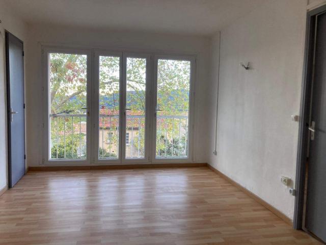 Location appartement T4 St Nazaire - Photo 3