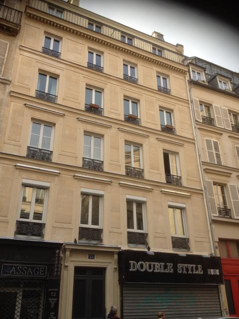 Location appartement T3 Paris 09 - Photo 8