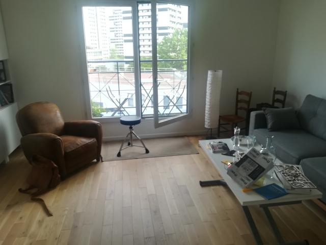 Location appartement T2 Paris 19 - Photo 1