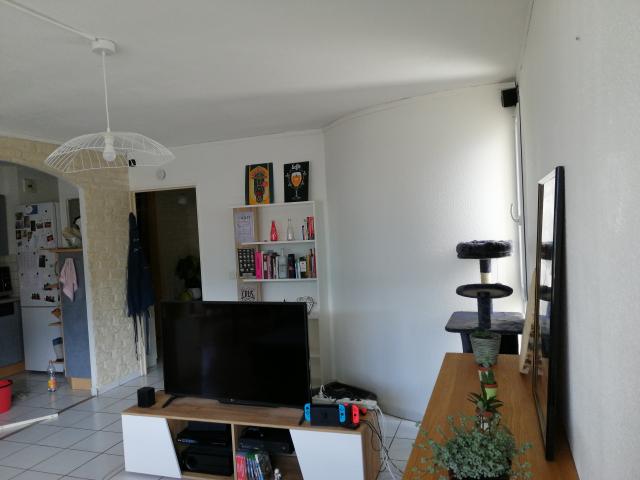 Location appartement T3 Fontaine - Photo 2