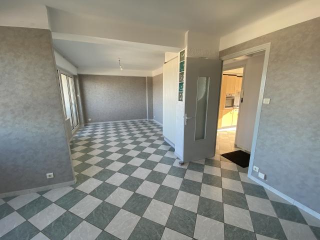 Location appartement T4 Nancy - Photo 3