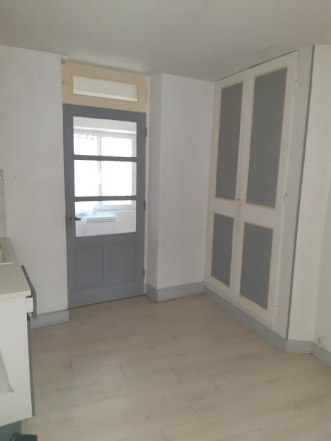 Location appartement T1 Amberieu en Bugey - Photo 2