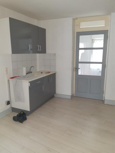 Location appartement T1 Amberieu en Bugey - Photo 3