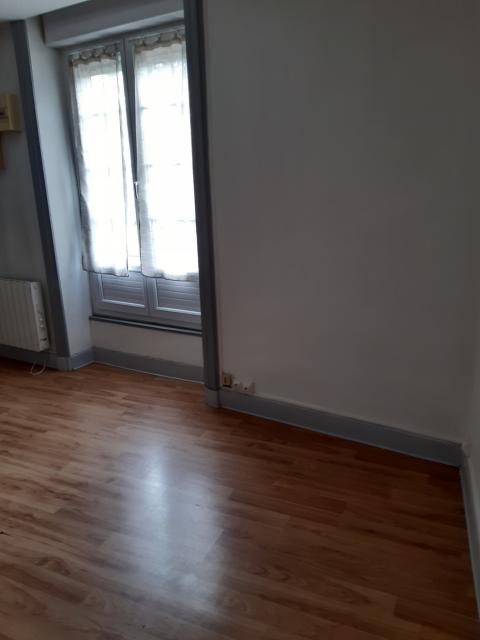 Location appartement T1 Amberieu en Bugey - Photo 4