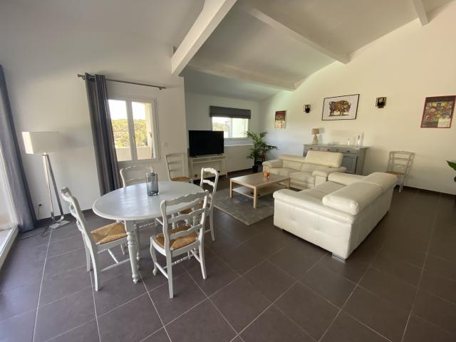 Location maison F4 Nimes - Photo 2