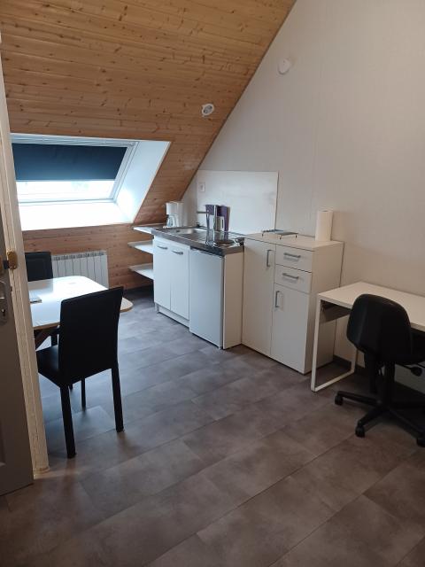 Location studio Vannes - Photo 2