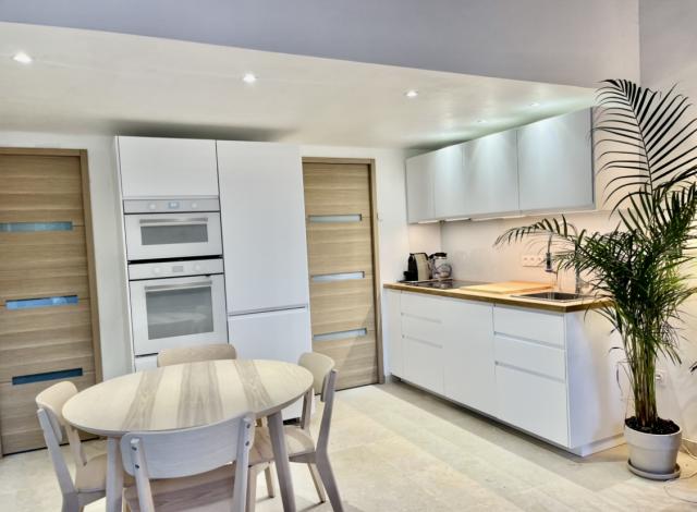 Location maison F2 Aix en Provence - Photo 2