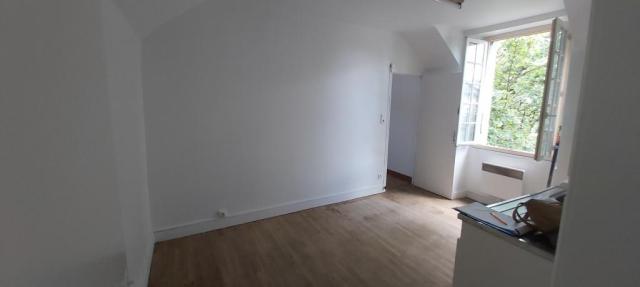 Location appartement T2 Juillac - Photo 3