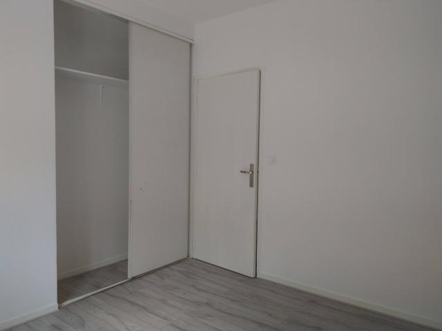 Location appartement T5 St Etienne - Photo 9
