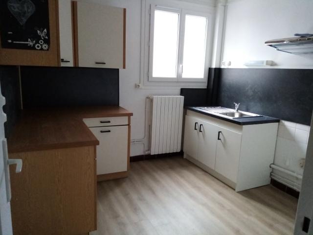 Location appartement T4 Tarbes - Photo 3