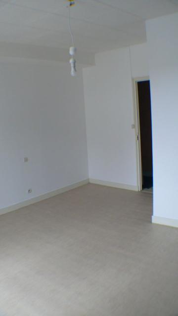 Location appartement T2 Chasseneuil sur Bonnieure - Photo 2