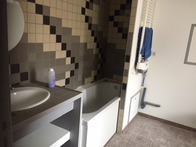 Location appartement T4 Douchy les Mines - Photo 2
