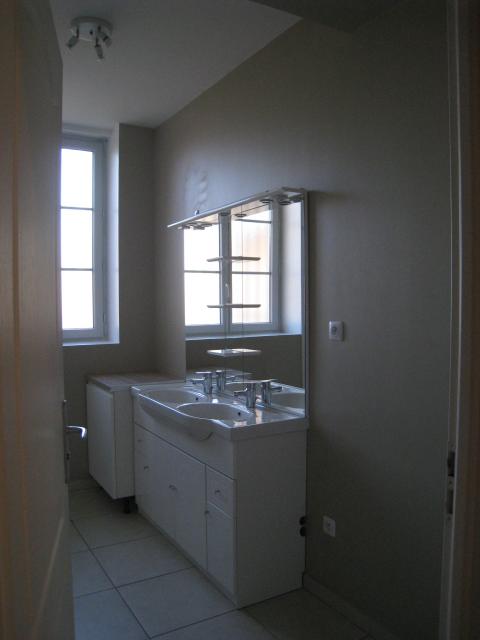 Location appartement T4 Montluel - Photo 2