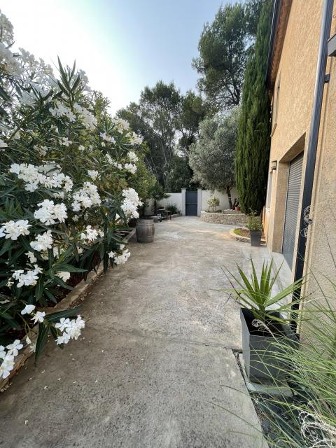 Location maison F4 Vergeze - Photo 9