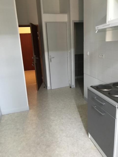 Location appartement T3 St Amand Montrond - Photo 3
