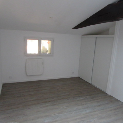 Location maison F6 Moutiers sous Argenton - Photo 9