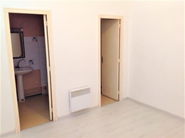 Location appartement T1 Ste Livrade sur Lot - Photo 2