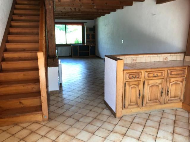 Location appartement T3 Cevins - Photo 2