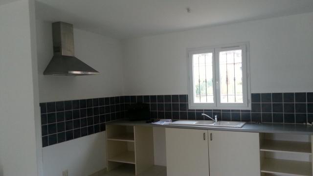 Location maison F4 Venelles - Photo 2