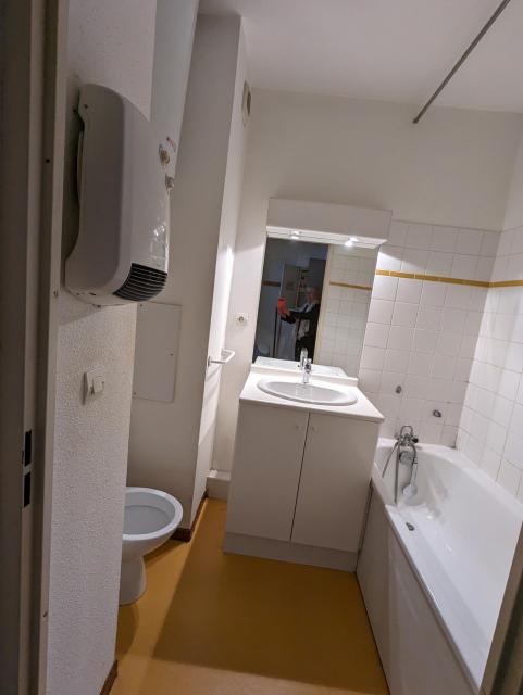 Location studio St Etienne - Photo 5