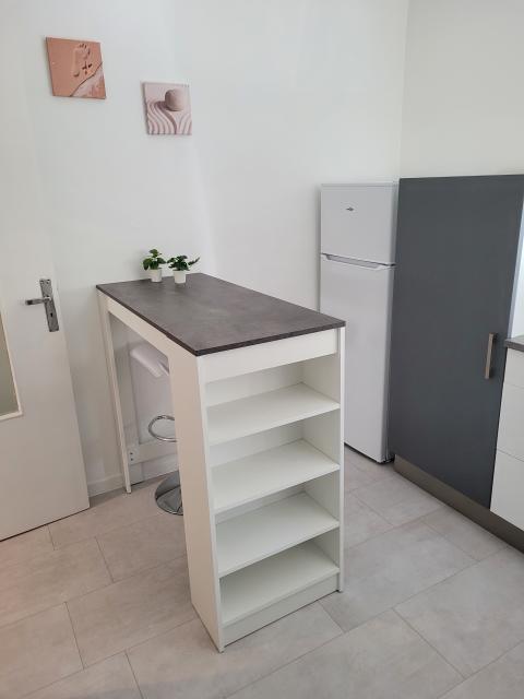 Location appartement T1 Hyeres - Photo 2