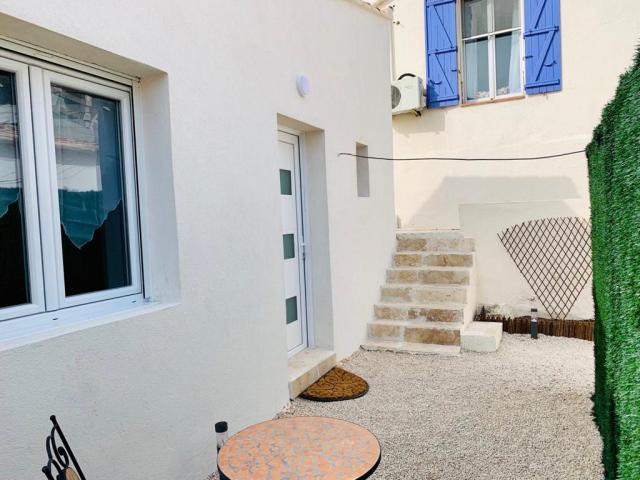 Location studio Marseille 15 - Photo 2