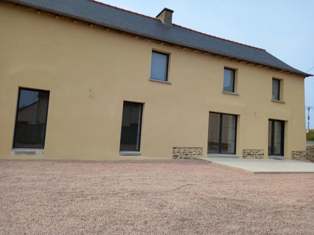 Location maison F6 Pace - Photo 2