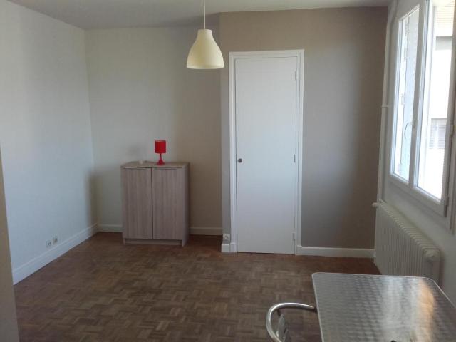 Location studio Grenoble - Photo 2