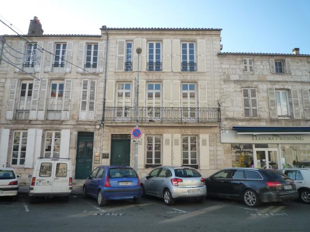 Location appartement T3 Rochefort - Photo 3