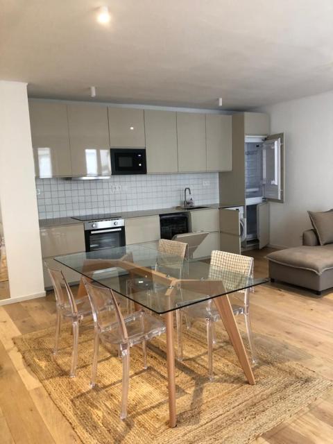 Location appartement T4 Paris 10 - Photo 3