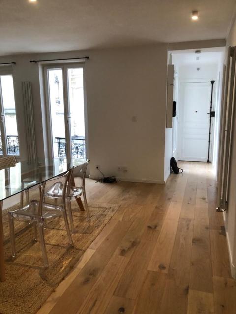 Location appartement T4 Paris 10 - Photo 4