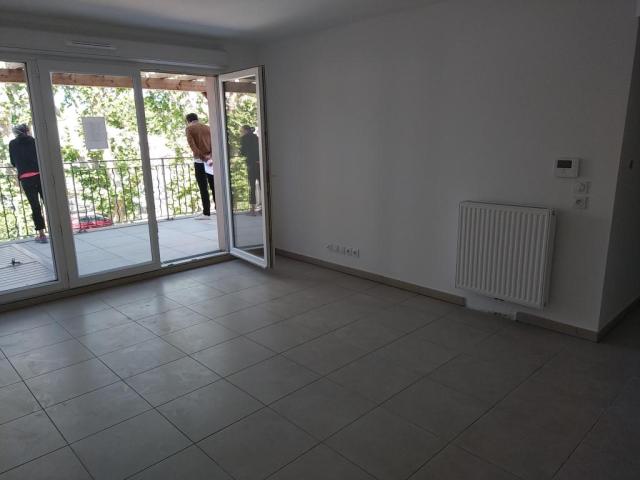 Location appartement T3 Pelissanne - Photo 5
