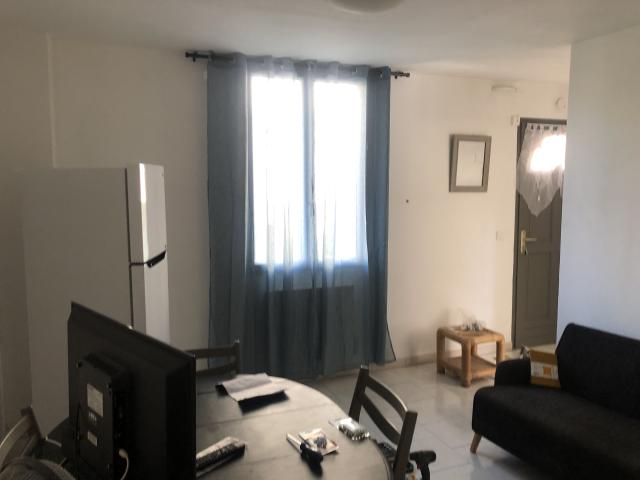 Location appartement T2 Marseille 05 - Photo 4