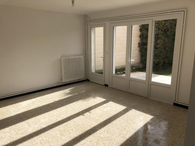 Location maison F6 Le Pontet - Photo 2