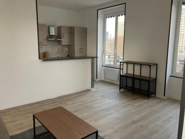 Location appartement T2 Lyon 3 - Photo 2