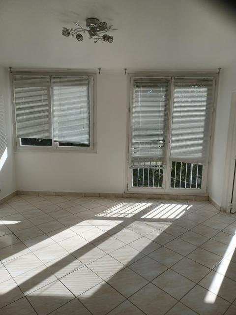 Location appartement T5 Eragny - Photo 2