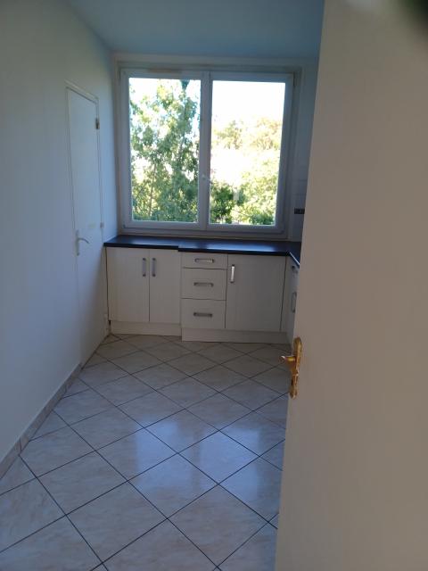 Location appartement T5 Eragny - Photo 3